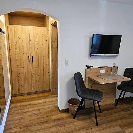 Bergkristall B&B-2